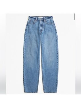 Abercrombie & Fitch Taper High Rise Jean